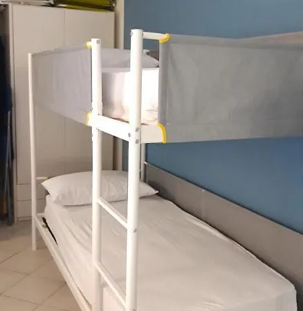 100 Mt Dal Mare E Piscina Apartman